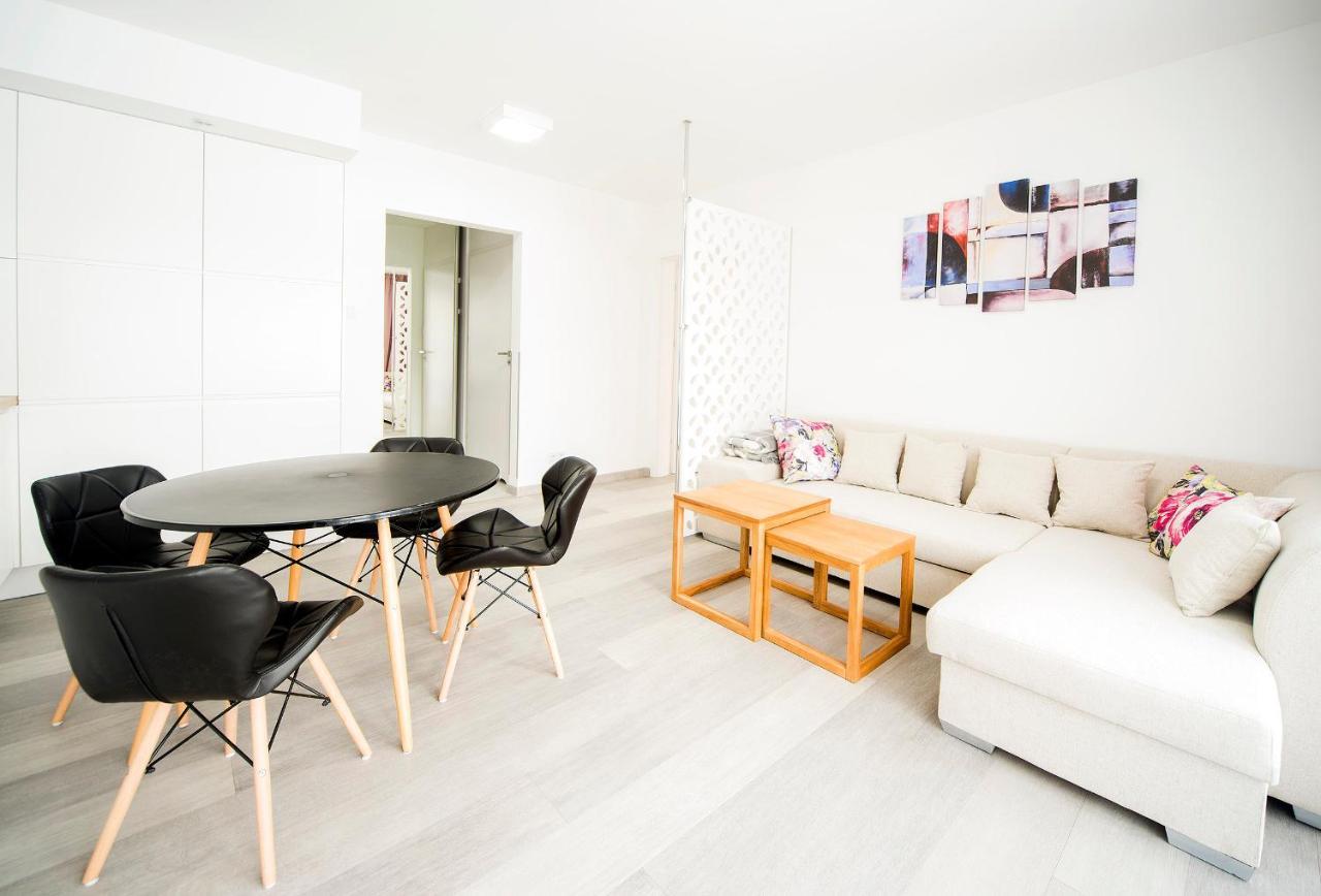Apartment Everysky - Konopnickiej 11