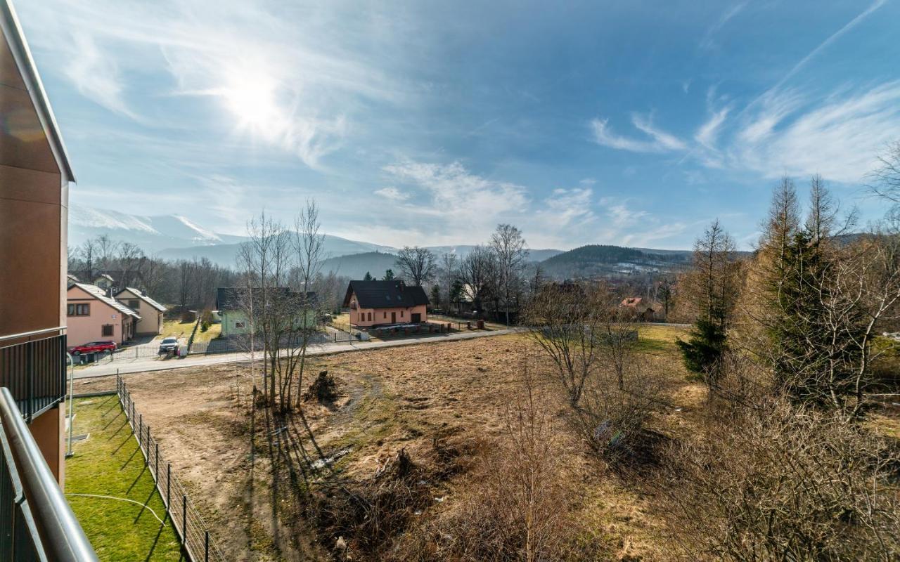 Everysky - Konopnickiej 11 *